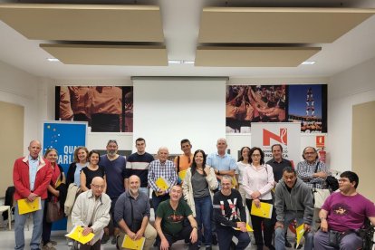 Presentació de lehttp://privado.diarimes.com/admin.php/mod.noticias/mem.detalle/anclabsq.1/idnoticia.139182#s parelles lingüístiques a Cambrils.