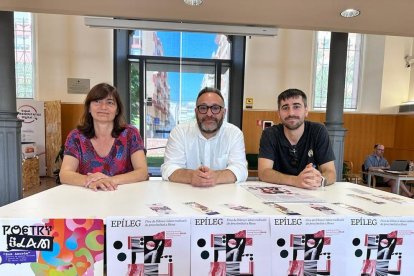 Presentación de la 2a edición del Epílogo Jornada literaria en Reus.