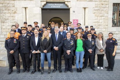 Imatge del reconeixement als agents de Protecció Civil.