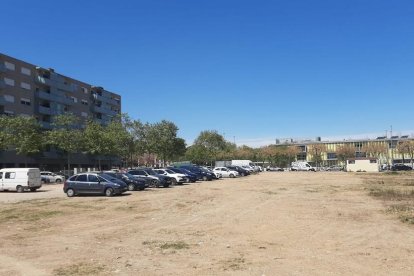 El nuevo aparcamiento de Mas Iglesias tiene capacidad para 120 vehículos.