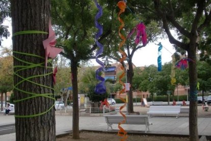 Las actividades de la Fiesta de la Primavera se celebran en la plaza del Progrès de Riu Clao.