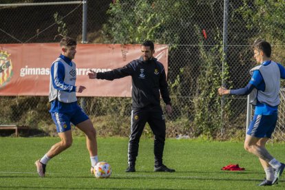 Dani Vidal i Maurizio Pochettino, durant una sessió d'entrenaments aquesta temporada.