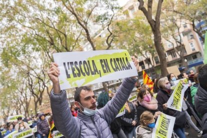 Imatge d'una protesta a Tarragona a favor de l'ensenyament en català a les escoles.