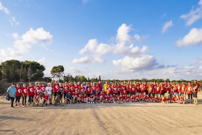 Els participants que van fer la ruta fins al Clot de Sanromà a Constantí.