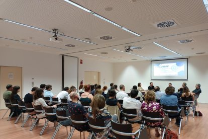 La jornada va continar amb una taula rodona amb diversos professionals de referència al sector.