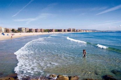 Imatge d'arxiu d'una platja a Torredembarra.