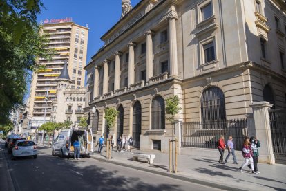 Imatge d'arxiu del Banc d'Espanya de Tarragona, a la Rambla Nova.