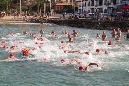 Un instant de la Swim Roc a Roda de Berà.