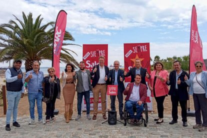 El equipo de Sempre Salou acompañado de Ferran Bel y David Bonvehí.