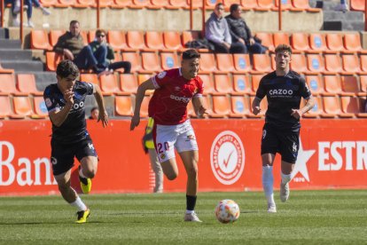 Alexandru Tirlea durante un partido del Nàstic esta temporada.