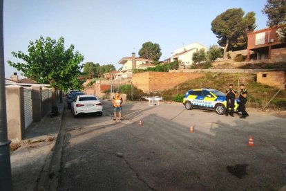 Imatge dels drons emprats a Calafell per controlar que es compleixi la prohibició d'omplir piscines.