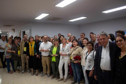 Fotografia de grup de la llista d'ERC Reus, encapçalada per Noemí Llauradó.