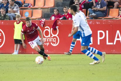 El jugador del Nàstic, Albert Querol, en el seu debut amb el primer equip.