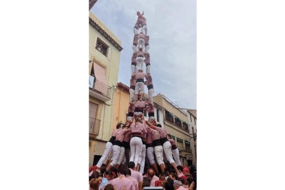 3 de 9 amn folre dels XIquets de Tarragona.