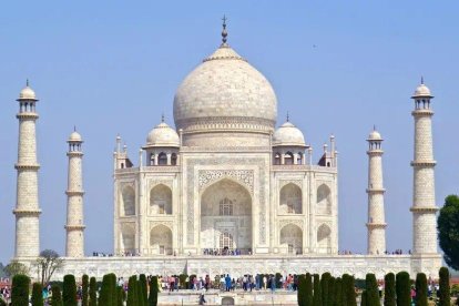 Taj Majal.