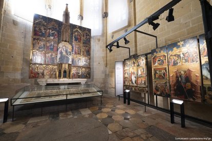 Imatge de la renovada pinacoteca gòtica de la Catedral de Tarragona.