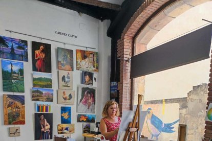 Carmen Calvo en el taller que comparte con otros dos artistas, ubicado en la calle de Mediona, 5.