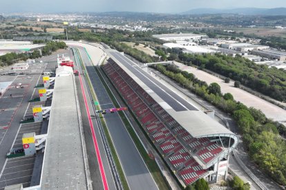 Les plaques solars que s'han instal·lat al Circuit de Catalunya.