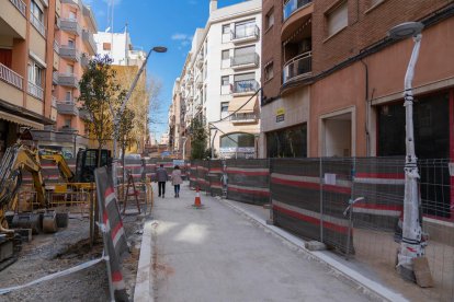 El carrer passarà a ser de plataforma única, on els vianants tindran més protagonisme.