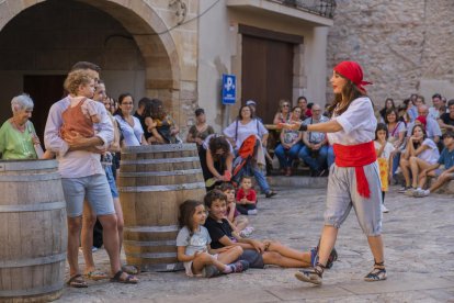 Una de les representacions teatrals dins el programa de la Fira de Bandolers 2023.