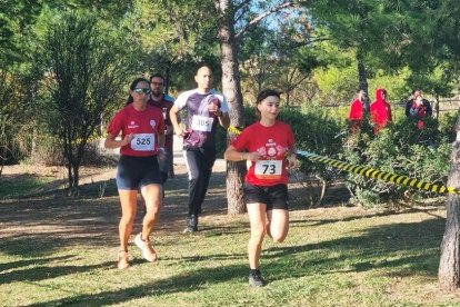 El 40.º Cross Nàstic Ciutat de Tarragona se celebra con éxito con casi 600 participantes