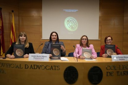 Imatge de l'acte de presentació del llibre celebrat ahir.