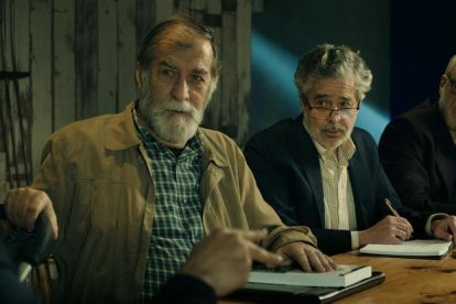 Desiderio (Ramón Barea), Isidro (Carlos Iglesias) y Arturo (Roberto Álvarez) a 'Abuelos'.