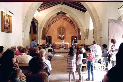 La cloenda de la festivitat se celebra a l'ermita del Roser.