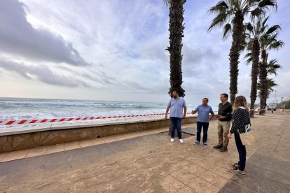 L'alt nivell del mar va impedir que poguessin accedir a la platja per comprovar el grau d'afectació.