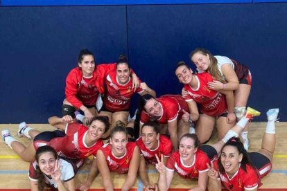 El CV Sant Pere y Sant Pau Femení, gana y se consolida en la parte alta (2-3)