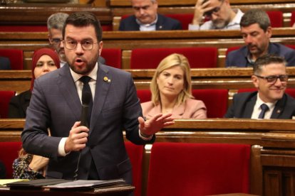 El presidente de la Generalitat, Pere Aragonès, durante la sesión de control en el pleno del Parlament, el pasado miércoles 8 de noviembre.