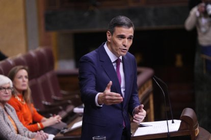 El candidat a la presidència del govern espanyol pel PSOE, Pedro Sánchez, durant el debat d'investidura.