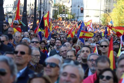 Imagen de la concentración en la calle Alcalá contra la amnistía secundada por el PP y Vox.