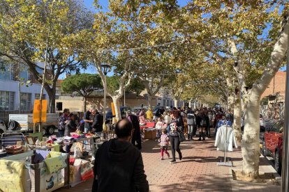 Imatge de l'ambient al Mercat de segona mà del Morell.