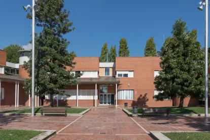 Façana del Centre Cívic de Sant Salvador.