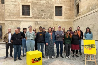 Fotografia de la presentació de la candidatura de la CUP.