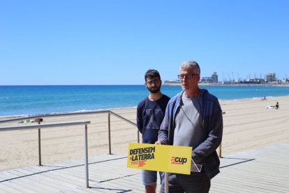 Els candidats de la CUP, Eloi Redón i Sergi Saladié.