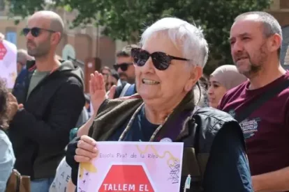 Les famílies del centre van tallar l’avinguda durant 20 minuts