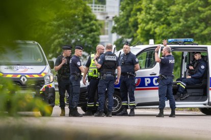 Imatge de la Policia francesa al lloc dels fets.