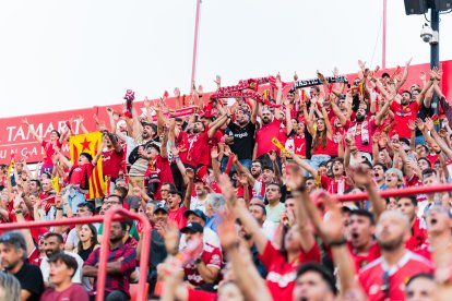 Imatge del partit entre el Nàstic i l'AD Ceuta.