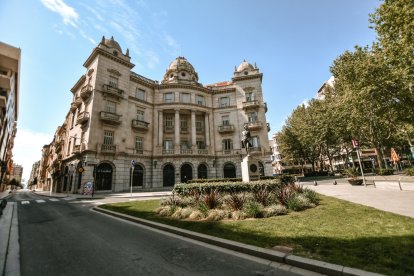 Imatge de la plaça del Pintor Fortuny.