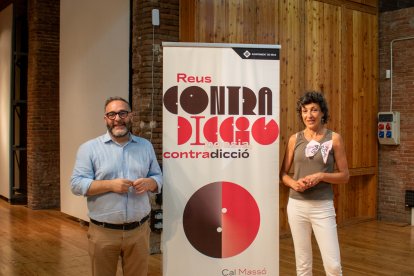 Presentació de la programació de poesia 'Contradicció' 2024.