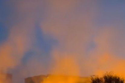 Parte del incendio en el descampado de Bonavista.
