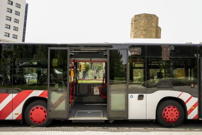 Imatge d'arxiu d'un autobus de l'EMT.