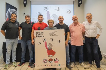 Autoritats i representants durant la presentació de la programació.