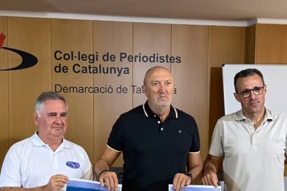Els representants de l’organització de l’Oncoswim Francesc Sentís, Josep Ma. Pérez i Álex Jerez.