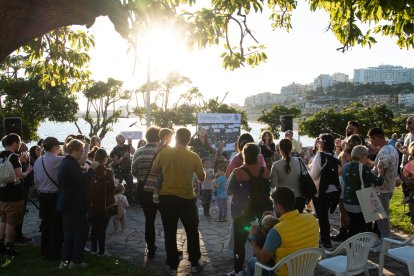 Imatge de la jornada solidària als jardins de l'Àncora