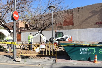 Treballs a la plaça José Monzón de Reus.