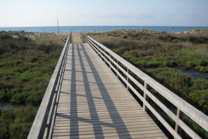 Imatge del sender Blau a la platja dels Muntanyans de Torredembarra.