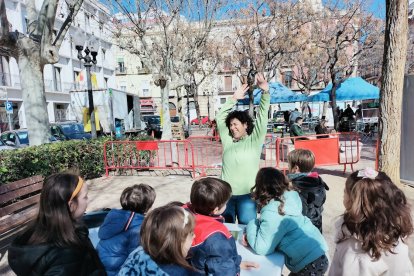 El pròxim diumenge, 16 de febrer, la plaça dels Carros de Tarragona acollirà una jornada de tallers científics per a infants